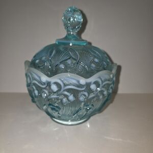 Vintage FENTON AQUA BLUE OPALESCENT LILY OF THE VALLEY LIDDED CANDY DISH Glass